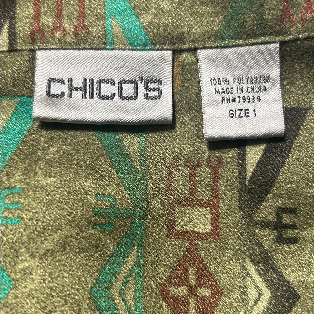 Chicos Southwestern Vibe Geometric Patterned Jacket Shirt 1 like 8 Medium - Picture 3 of 3